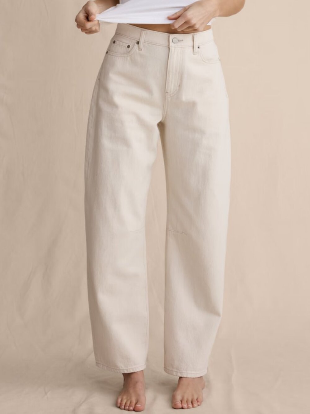 NEW Banana Republic Barrel Jeans : 34
